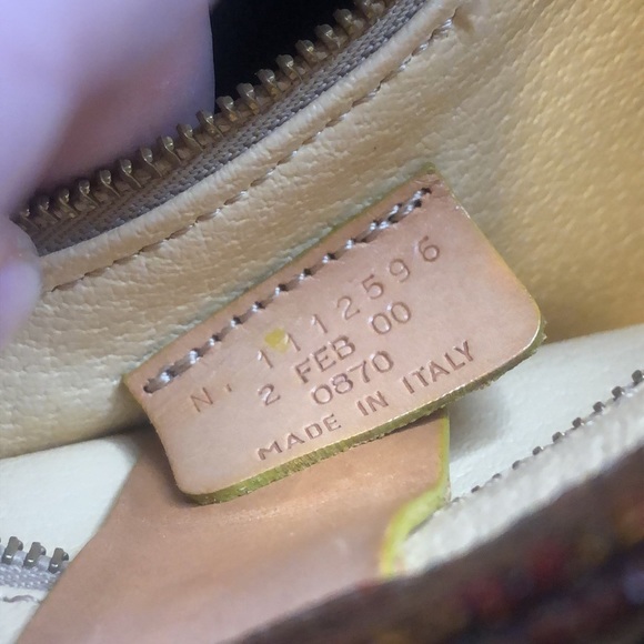 W ETRO Milano Red Paisley Vachetta Leather Tote Shoulder Bag Interior Zip Pocket - Picture 14 of 17